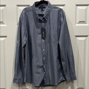 NWT Tommy Hilfiger Slim Fit Long Sleeve Button Down Shirt